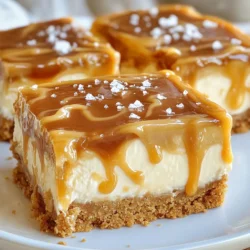 Für die No-Bake Salted Caramel Cheesecake Bars brauchen Sie folgende Zutaten: - Graham-Cracker-Brösel - Ungesalzene Butter - Frischkäse - Puderzucker - Vanilleextrakt - Schlagsahne - Gesalzene Karamellsauce - Meersalzflakes Hier sind die genauen Mengen für jedes Element: - 1 ½ Tassen Graham-Cracker-Brösel - ½ Tasse ungesalzene Butter, geschmolzen - 1 Tasse Frischkäse, weich - 1 Tasse Puderzucker - 1 Teelöffel Vanilleextrakt - 1 Tasse Schlagsahne - ½ Tasse gesalzene Karamellsauce - Meersalzflakes zum Garnieren Wenn Sie keine Graham-Cracker-Brösel haben, verwenden Sie Kekse oder Haferflocken. Statt ungesalzener Butter können Sie auch Kokosöl verwenden. Für eine leichtere Version, probieren Sie Quark anstelle von Frischkäse. Wenn Sie einen anderen Geschmack wünschen, fügen Sie Schokoladenstückchen zur Mischung hinzu. Zuerst mische ich die Graham-Cracker-Brösel mit der geschmolzenen Butter. Ich verwende eine mittelgroße Schüssel für diese Mischung. Es ist wichtig, dass die Brösel gut mit der Butter bedeckt sind. Rühre, bis die Konsistenz wie feuchter Sand aussieht. Dann drücke ich die Mischung gleichmäßig in den Boden einer 9x9 Zoll großen Backform. Das sorgt für eine feste Kruste. Ich stelle die Form für 15 Minuten in den Kühlschrank, damit die Kruste fest wird. In einer Rührschüssel schlage ich den weichen Frischkäse glatt und cremig. Ich benutze einen elektrischen Mixer, um es einfach zu machen. Nach und nach füge ich den Puderzucker und den Vanilleextrakt hinzu. Ich mixe weiter, bis alles gut vermischt ist. In einer separaten Schüssel schlage ich die Schlagsahne auf, bis sich steife Spitzen bilden. Diese hebe ich vorsichtig unter die Frischkäsemischung. Es ist wichtig, dass ich nicht zu viel rühre, um die Luftigkeit zu erhalten. Ich träufle die Hälfte der gesalzenen Karamellsauce in die Mischung und rühre vorsichtig, um einen marmorierten Effekt zu erzielen. Jetzt verteile ich die Cheesecake-Mischung gleichmäßig über die gekühlte Graham-Cracker-Kruste. Mit einem Spatel streiche ich die Oberseite glatt. Dann träufle ich die restliche Karamellsauce obenauf. Mit einem Zahnstocher wirble ich leicht durch die Mischung, um einen schönen Look zu erhalten. Die Cheesecake-Riegel müssen jetzt für mindestens 4 Stunden in den Kühlschrank. Das hilft ihnen, fest zu werden. Nach dem Kühlen schneide ich die Riegel in Stücke und bestreue sie leicht mit Meersalzflakes vor dem Servieren. Für die perfekte Konsistenz der Cheesecake-Riegel sollten Sie den Frischkäse gut schlagen. Verwenden Sie einen elektrischen Mixer, um eine cremige Masse zu erhalten. Fügen Sie den Puderzucker langsam hinzu, damit er sich gut verteilt. Die Schlagsahne muss steif geschlagen werden. Diese beiden Schritte helfen, die Füllung leicht und luftig zu machen. Mischen Sie die geschlagene Sahne vorsichtig unter, um die Luftigkeit zu bewahren. Experimentieren Sie mit verschiedenen Geschmäckern. Fügen Sie etwas geschmolzene Schokolade zur Füllung hinzu. Oder mischen Sie pürierte Früchte wie Himbeeren oder Erdbeeren in die Käsemasse. Für eine nussige Note, streuen Sie gehackte Nüsse in die Kruste. Sie können auch die Karamellsauce durch Schokoladensauce ersetzen. So erhalten Sie ein ganz neues Dessert, das ebenso lecker ist. Ein häufiger Fehler ist, den Frischkäse nicht lange genug zu schlagen. Das führt zu Klumpen in der Füllung. Achten Sie darauf, die Schlagsahne nicht zu übermixen. Wenn sie zu fest wird, lässt sie sich nicht gut unter die Käsemasse heben. Eine zu warme Kruste kann die Füllung zum Schmelzen bringen. Lassen Sie die Kruste immer gut kühlen, bevor Sie die Füllung hinzufügen. {{image_4}} Du kannst diesen Cheesecake-Riegel leicht anpassen. Probiere verschiedene Geschmacksrichtungen aus. Für einen Schokoladengeschmack füge einfach etwas Kakaopulver hinzu. Um einen Fruchtgeschmack zu erhalten, püriere Beeren wie Himbeeren oder Erdbeeren. Mische die pürierten Früchte in die Käsemasse. So erhältst du einen frischen und leckeren Cheesecake. Wenn du glutenfrei essen möchtest, verwende glutenfreie Graham-Cracker oder Kekse. Viele Marken bieten diese an. Achte darauf, dass alle anderen Zutaten ebenfalls glutenfrei sind. So kannst du die Riegel genießen, ohne dich um Gluten sorgen zu müssen. Um eine vegane Version zu machen, ersetze den Frischkäse durch einen veganen Frischkäse. Du kannst auch Kokoscreme verwenden, um die Riegel cremig zu machen. Verwende anstelle der Butter pflanzliche Margarine. Für den Puderzucker wähle eine vegane Variante oder mache ihn selbst aus Zucker und Stärke. So hast du einen leckeren, veganen Cheesecake-Riegel! Um die No-Bake Salted Caramel Cheesecake Bars gut zu lagern, benutze einen luftdichten Behälter. Lege die Riegel in eine Schicht und trenne sie mit Backpapier. So bleiben sie frisch und kleben nicht zusammen. Vermeide es, sie mit Frischhaltefolie zu umwickeln, denn das kann die Textur beeinträchtigen. Im Kühlschrank bleiben die Riegel bis zu einer Woche frisch. Stelle sicher, dass der Behälter gut verschlossen ist. Wenn du die Riegel länger aufbewahren möchtest, kannst du sie im Gefrierfach lagern. Dort halten sie bis zu drei Monate. Um sie einzufrieren, schneide die Riegel vorher in Stücke und lege sie in einen gefrierfesten Behälter. No-Bake Cheesecake Riegel sind am besten kalt. Wenn du sie gefroren hast, lasse sie im Kühlschrank auftauen. Das dauert mehrere Stunden. Serviere die Riegel mit zusätzlicher Karamellsauce und frischen Beeren. Das macht sie noch leckerer. Achte darauf, sie leicht mit Meersalz zu bestreuen, bevor du sie servierst. Du kannst die Riegel bis zu drei Tage im Voraus machen. Das gibt ihnen Zeit, gut zu kühlen. Lagere sie einfach in einem luftdichten Behälter im Kühlschrank. So bleiben sie frisch und lecker. Ja, du kannst jede Karamellsauce verwenden, die dir gefällt. Du kannst fertige Sauce nutzen oder selbst eine machen. Achte darauf, dass sie gesalzen ist, um den besten Geschmack zu erzielen. Probiere auch verschiedene Sorten aus, um deinen eigenen Twist hinzuzufügen. Wenn die Füllung nicht fest wird, gibt es ein paar Lösungen. Stelle sicher, dass du die Schlagsahne richtig steif geschlagen hast. Wenn sie immer noch weich ist, kannst du die Riegel länger kühlen. Manchmal hilft es auch, mehr Frischkäse hinzuzufügen. So wird die Füllung dicker und fester. Die Zutaten und die Schritt-für-Schritt-Anleitung helfen dir, leckere Cheesecake-Riegel zu machen. Du hast erfahren, wie man die Bodenkruste zubereitet, die Füllung liebt und schließlich die Riegel zusammenstellt. Tipps zur Konsistenz und Variationen ermöglichen dir kreative Anpassungen. Verstehe auch, wie du die Riegel richtig lagerst und aufwärmst. Mit diesem Wissen kannst du sicher leckere Riegel zaubern, die jeder mögen wird. Viel Spaß beim Ausprobieren!